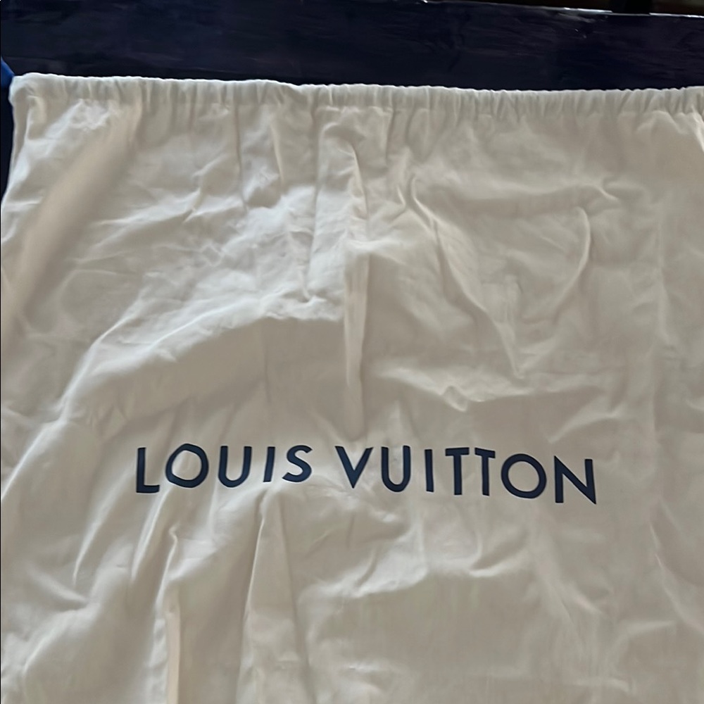Louis Vuitton Cream Dust Bag